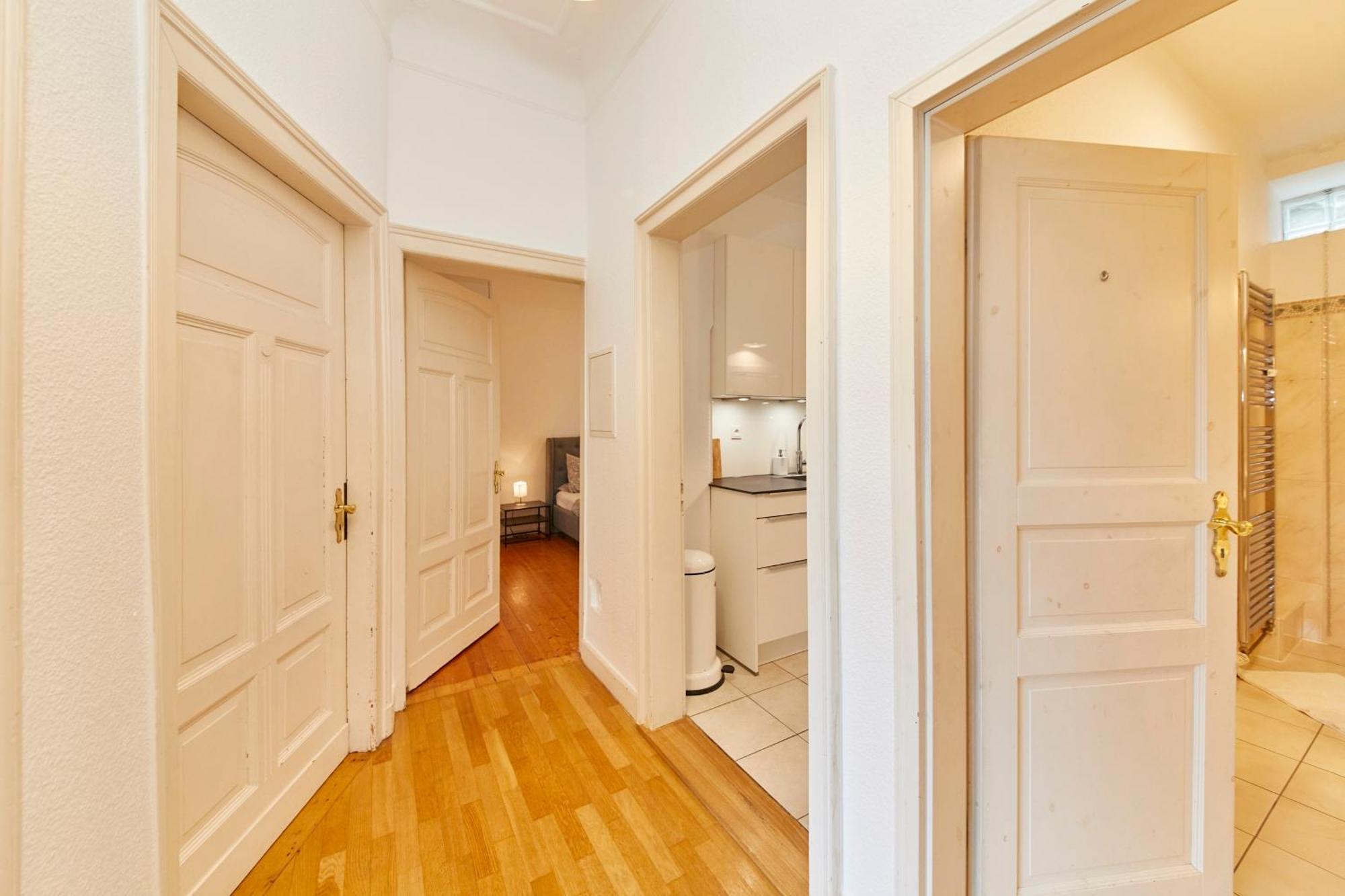 Moselblick Apartment Бернкастел-Кюс Екстериор снимка