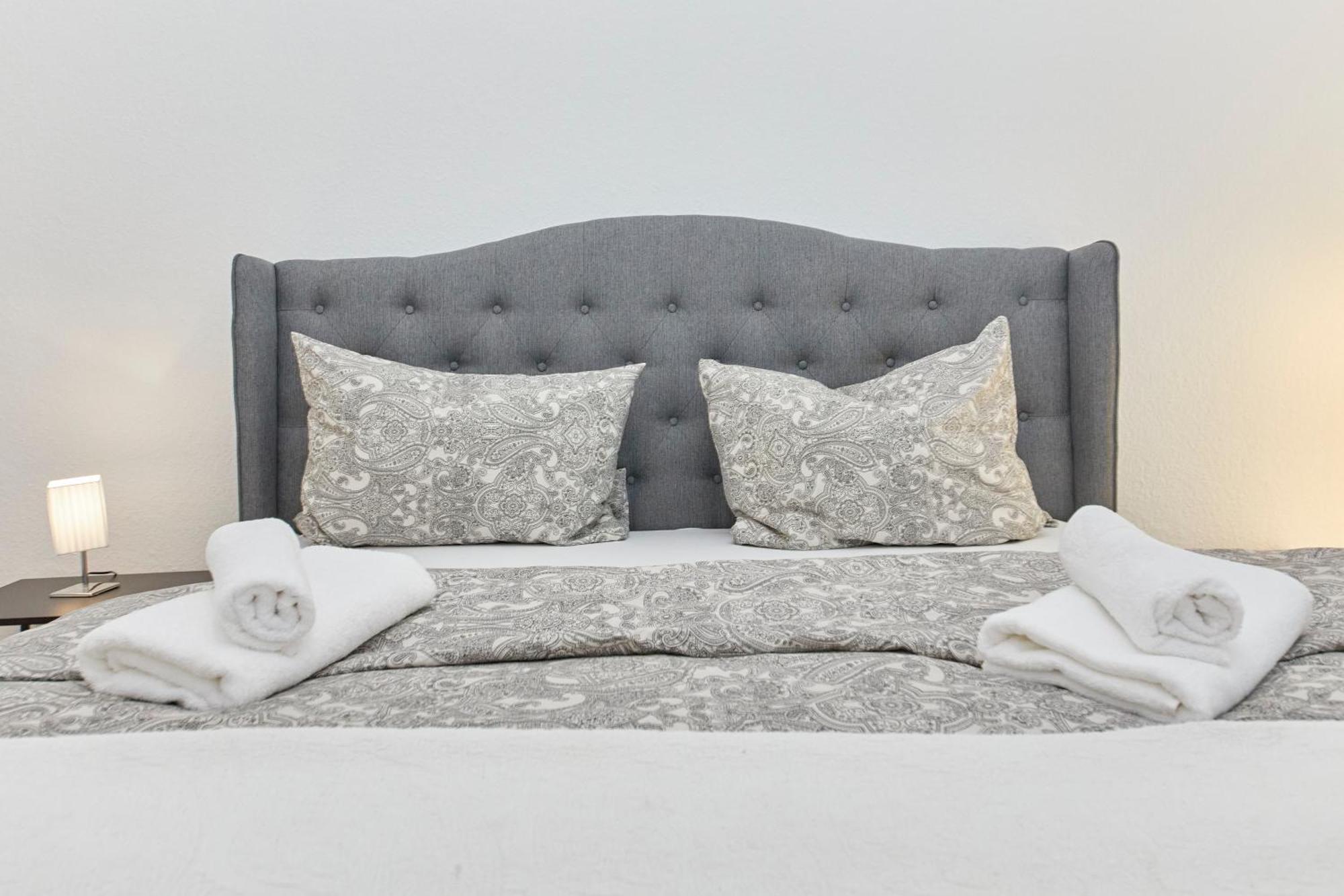 Moselblick Apartment Бернкастел-Кюс Екстериор снимка